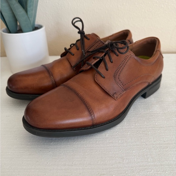 Florsheim Tan Leather Comfortech Oxfords main image 8